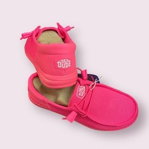 NWT Hey Dude Wendy Funk Mono Electric Pink size 7